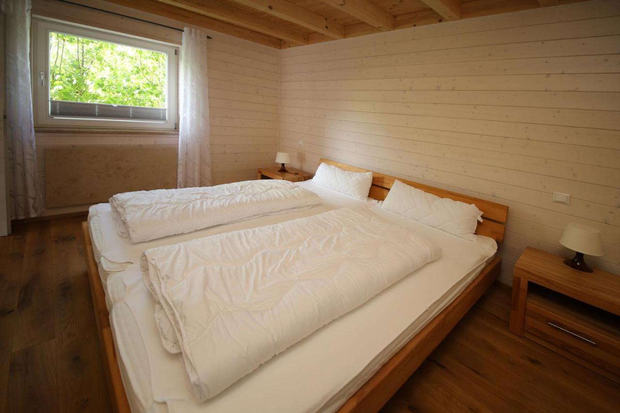 Ferienhaeuser Campingplatz Kinding Exterior foto